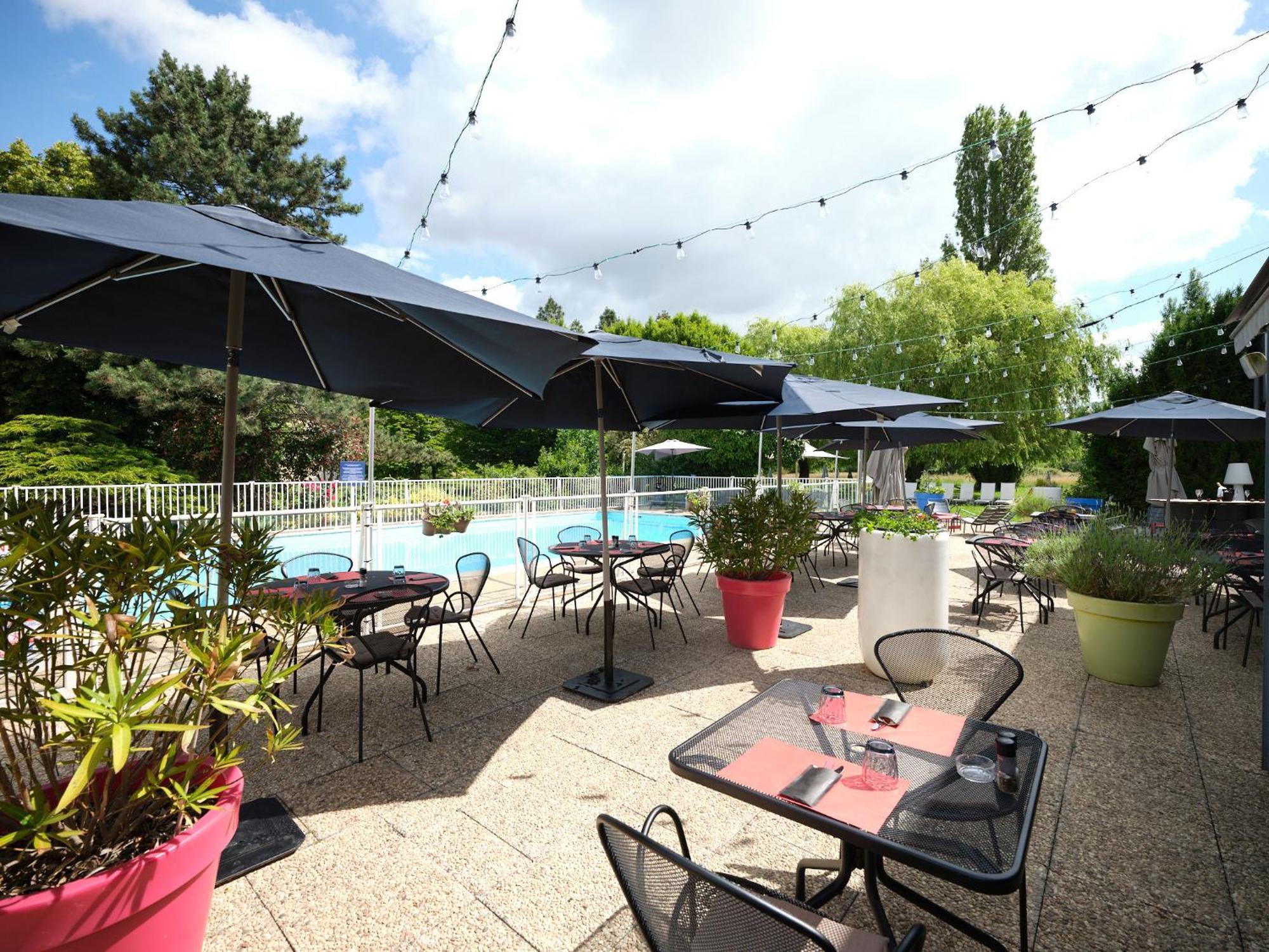 โนโวเทล เมตซ์ อ็องน์วีล Hotel Maizieres-les-Metz ภายนอก รูปภาพ