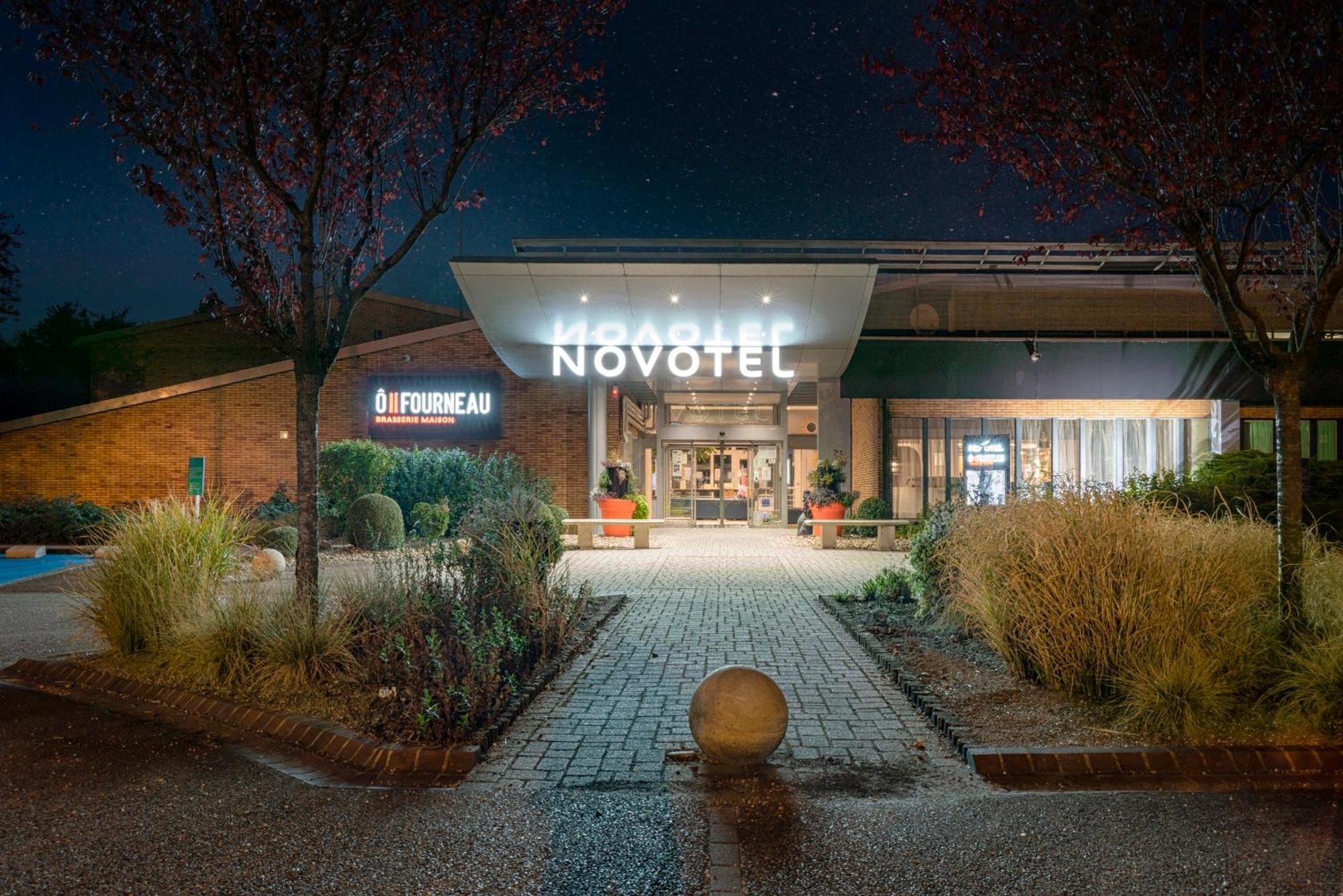 โนโวเทล เมตซ์ อ็องน์วีล Hotel Maizieres-les-Metz ภายนอก รูปภาพ